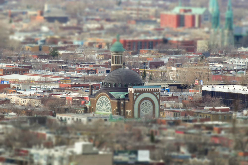 church photo in montreal